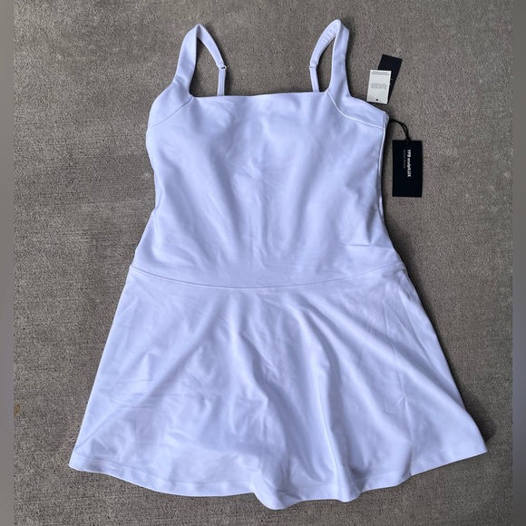 Abercrombie & Fitch Dresses & Skirts - Abercrombie and Fitch YPB sculpt lux athletic white dress NWT